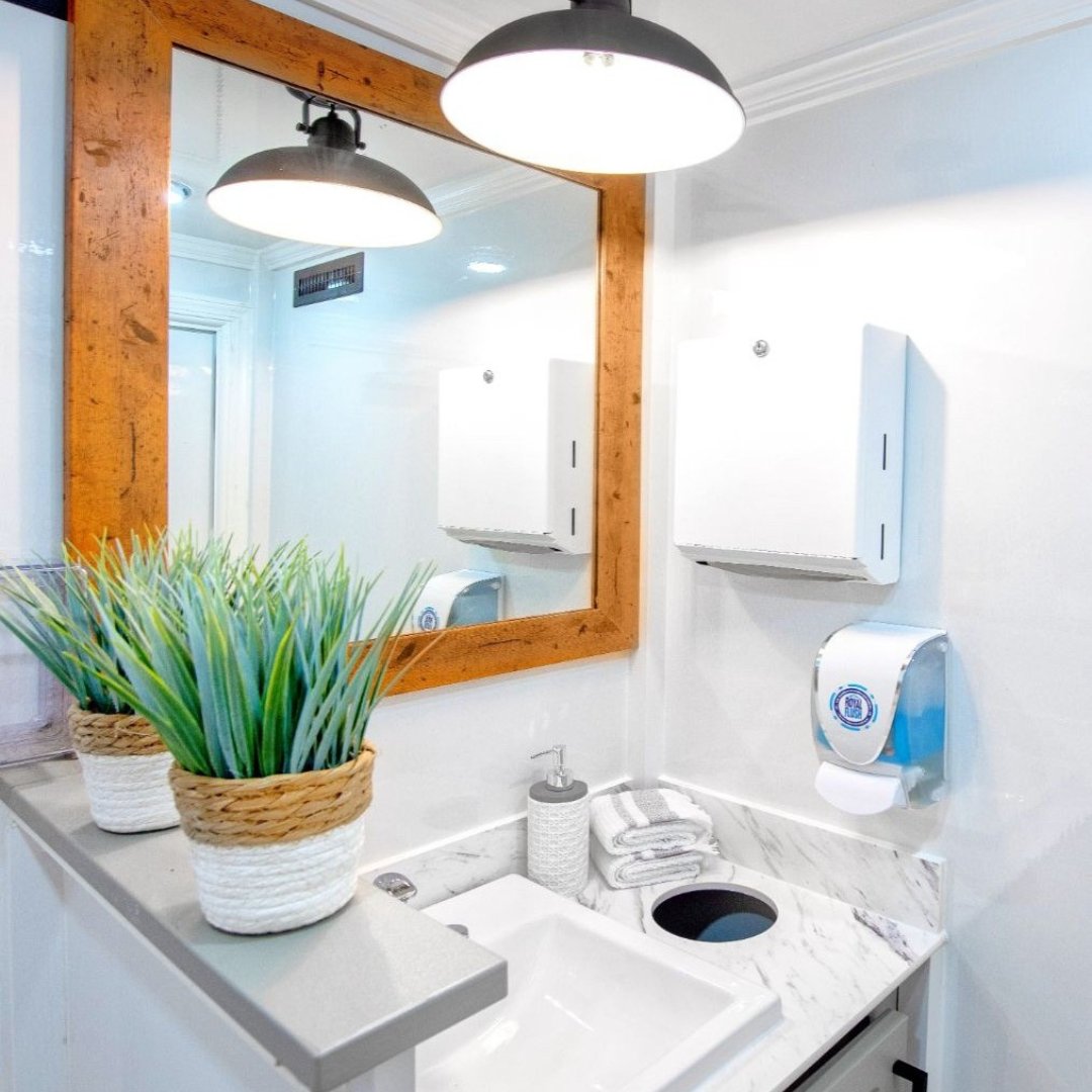 Holding a formal ceremony? Worry not! You can find more designs and sizes on our website events.aroyalflush.com/trailers

#aroyalflush #portablerestroom #restroomtrailer #construction #event #portapottyrental #toiletrental