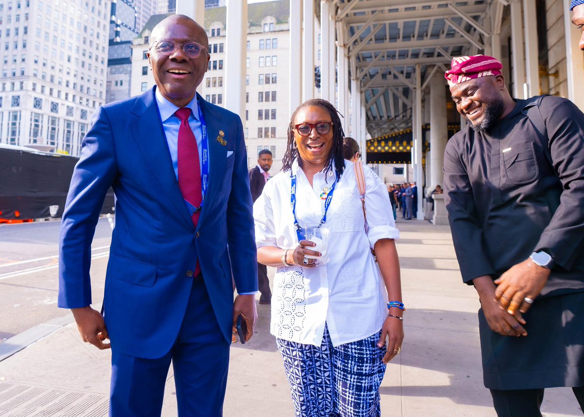 5th Avenue, New York 🇺🇸 

<a href="/jidesanwoolu/">Babajide Sanwo-Olu</a>
<a href="/Oreoluwa_Finnih/">Oreoluwa</a>