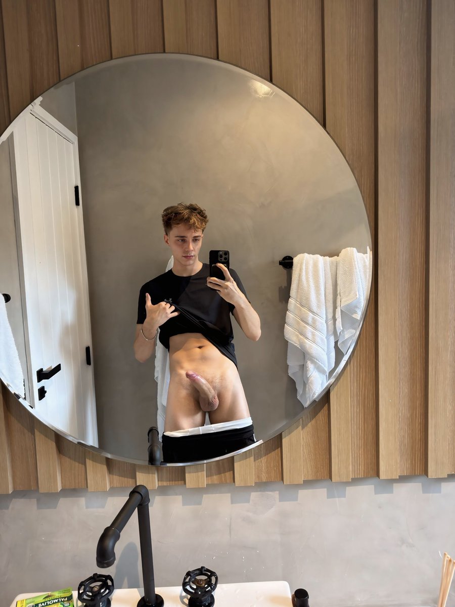 Morning 🪵

onlyfans.com/barbertom6