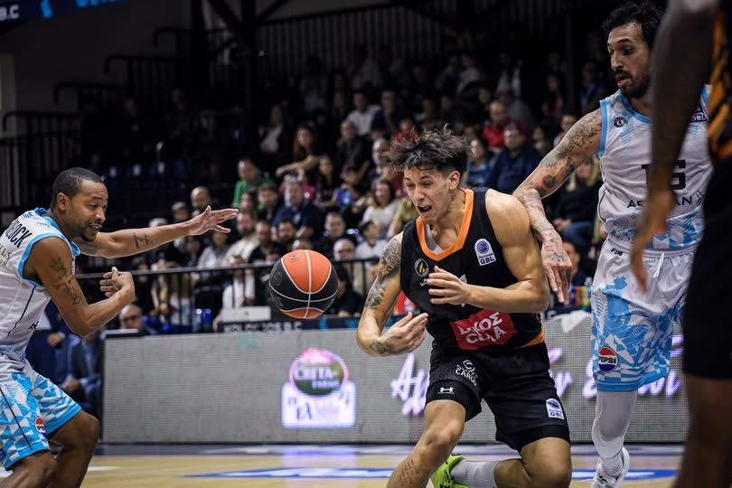 eurohoopsGR's tweet image. ✌️ 𝝖𝝥𝝤𝝙𝝦𝝖𝝨𝝜 𝝖𝝥𝝤 𝝩𝝜 𝝦𝝤𝝙𝝤 𝝘𝝞𝝖 𝝩𝝤𝝢 𝝥𝝦𝝤𝝡𝝜𝝝𝝚𝝖

🟠⚫️ Ο @promitheasbc πήρε το επαρχιακό ντέρμπι με τον #Kolossos για την 1η του εκτός έδρας νίκη στη φετινή @StoiximanGBL με τον #RobGray μεγάλο πρωταγωνιστή 🎯

🔗 shorturl.at/X1or6 👀