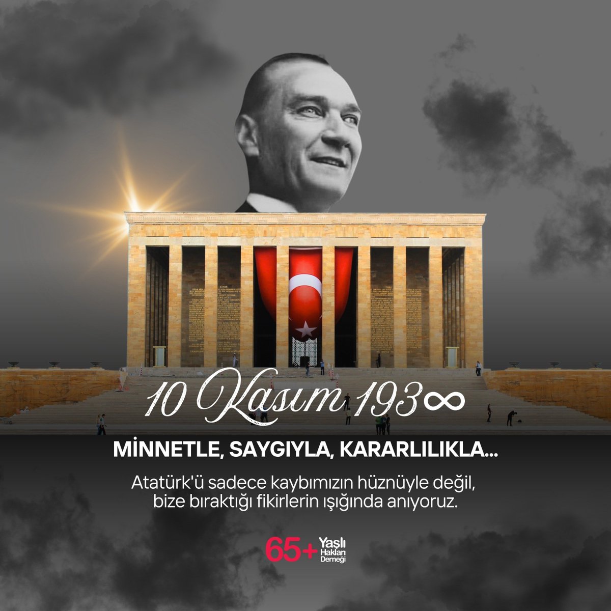 ⚫️Atatürk’ü sadece kaybımızın hüznüyle değil, bize bıraktığı fikirlerin ışığında anıyoruz.
⚫️O, “en büyük eserim” dediği Cumhuriyet’i bize emanet ederken, aslında bir yaşam biçimi, bir düşünme biçimi armağan etti.
⚫️Bugün onu anmanın en doğru yolu aklın ve bilimin rehberliğinde,