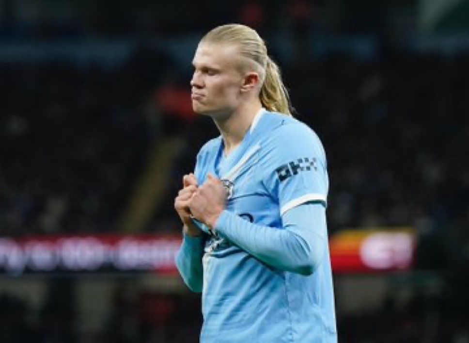 Mercado_Ingles's tweet photo. Más goles marcados bajo la dirección de Pep Guardiola:

211 - Lionel Messi
143 - Erling Haaland https://t.co/Kd2IRy1dR7