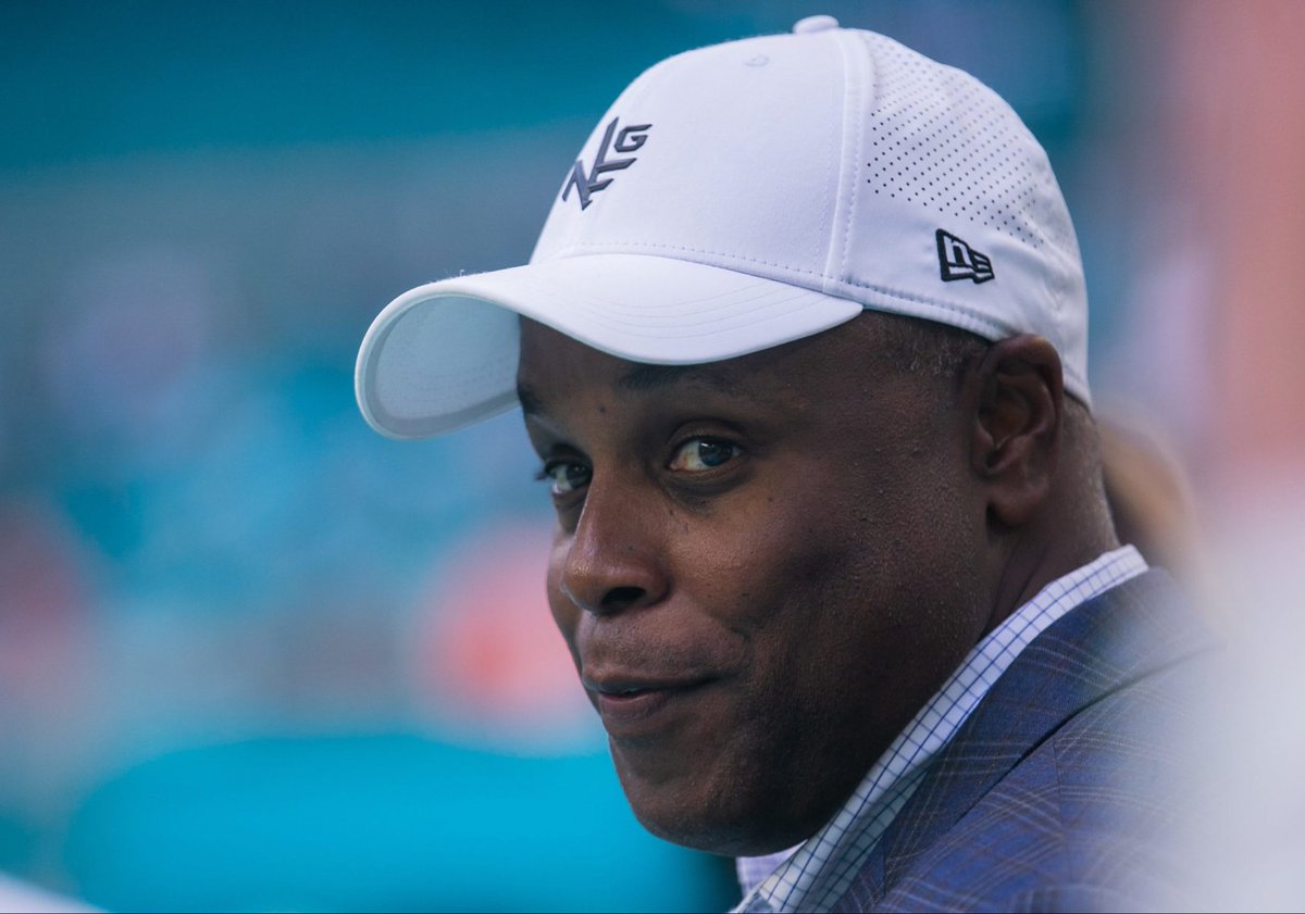 ShoutoutKG's tweet image. Reminder that Chris Grier passed on Jonathan Taylor at a position of need for Noah Igbinoghene