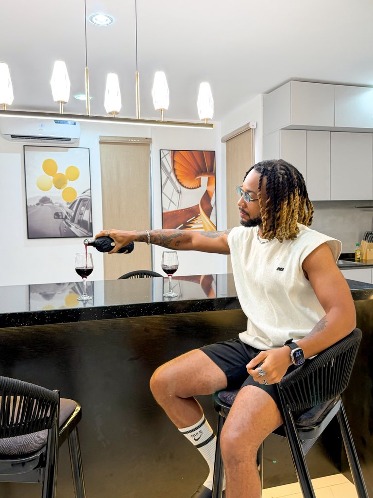 Work hard, pour harder 🍷