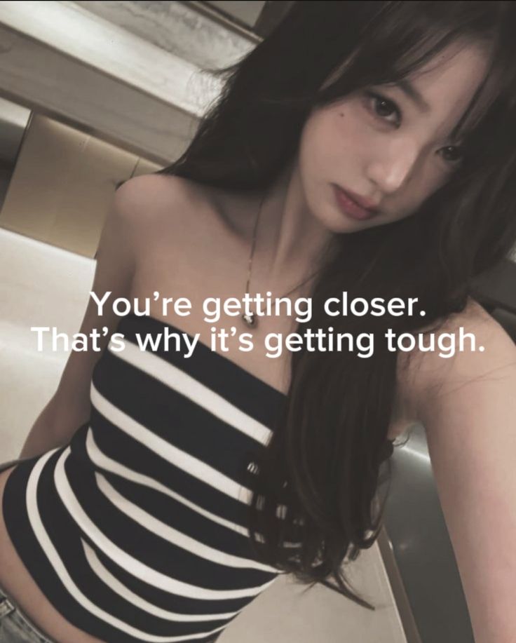 ellaonempty's tweet image. 