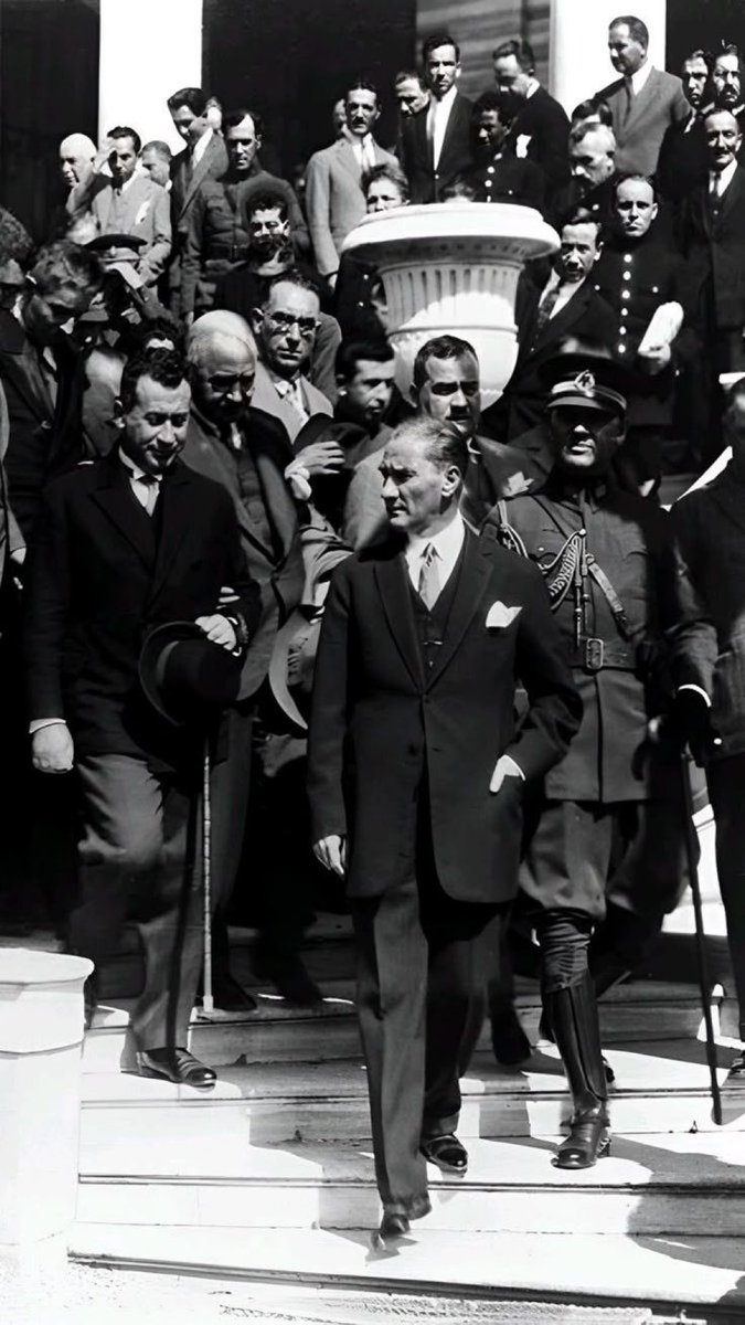 Hiçbir gerçek Türk seni unutmaz. 10 Kasım.