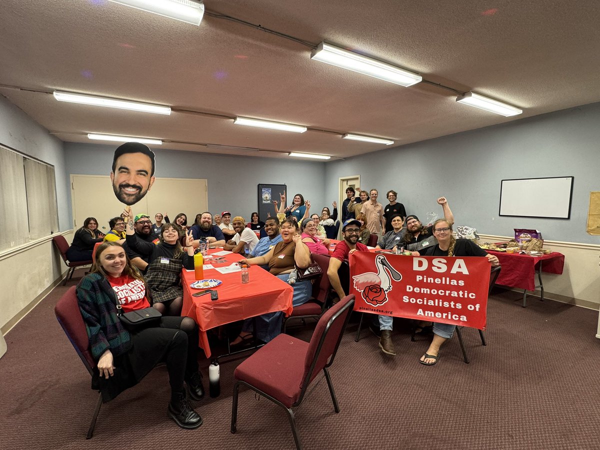 Pinellas DSA hosted an election watch party for Zohran Mamdani’s historic victory last Tuesday! We had a great time hanging out and chatting with both longtime DSA members and local community members inspired by Zohran’s campaign.

🔗 Fill out our interest form at link in bio!