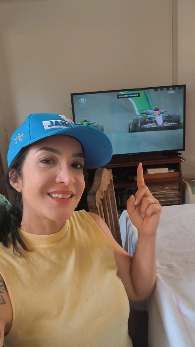AsasDaReflexao's tweet photo. #F1 #InterlagosGP
Tô aqui hein Boa tarde https://t.co/mQ124VRBAX