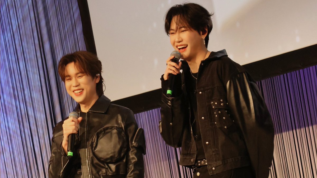 GMMTV's tweet photo. It’s our first time here, and we’re truly impressed! Thank you so much for coming to see us. Hope we’ll meet again soon! 😘 

Wir sind zum ersten Mal hier in Berlin und total begeistert! Vielen Dank für euren Besuch! Hoffentlich sehen wir uns bald wieder! 😘  

เป็นครั้งแรกที่มาที่นี่ พวกเราประทับใจมาก ๆ ครับ ขอบคุณที่มาหาพวกเรานะครับ หวังว่าเราจะได้เจอกันอีกครับ 😘 

#BP1stFMBerlin 
#GMMTV