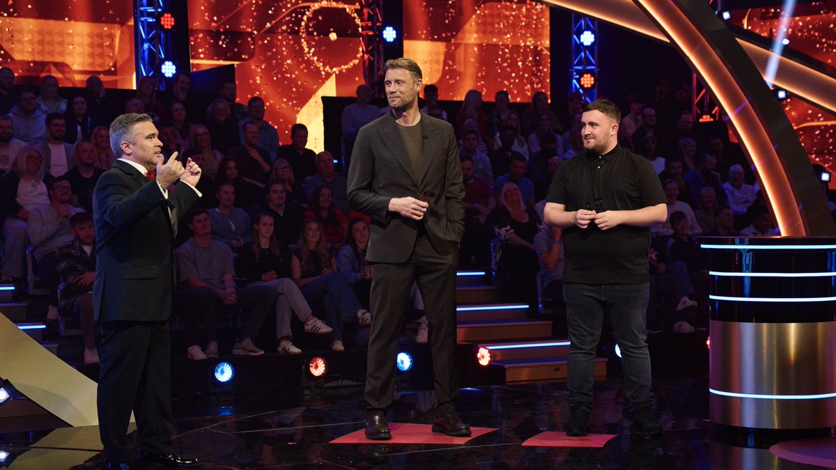 Tonight at 8pm… THIS happens! Join <a href="/LukeTheNuke180/">Luke Littler</a> and myself on the first episode of <a href="/ITV/">ITV</a>’s brand new series of <a href="/BullseyeTVshow/">Bullseye</a>, hosted by Freddie Flintoff! 🙌🐮🎯