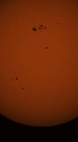 Solar alert! 🚨 
So many sunspots and clusters today!!
#Sun #astronomy #science #sunspot