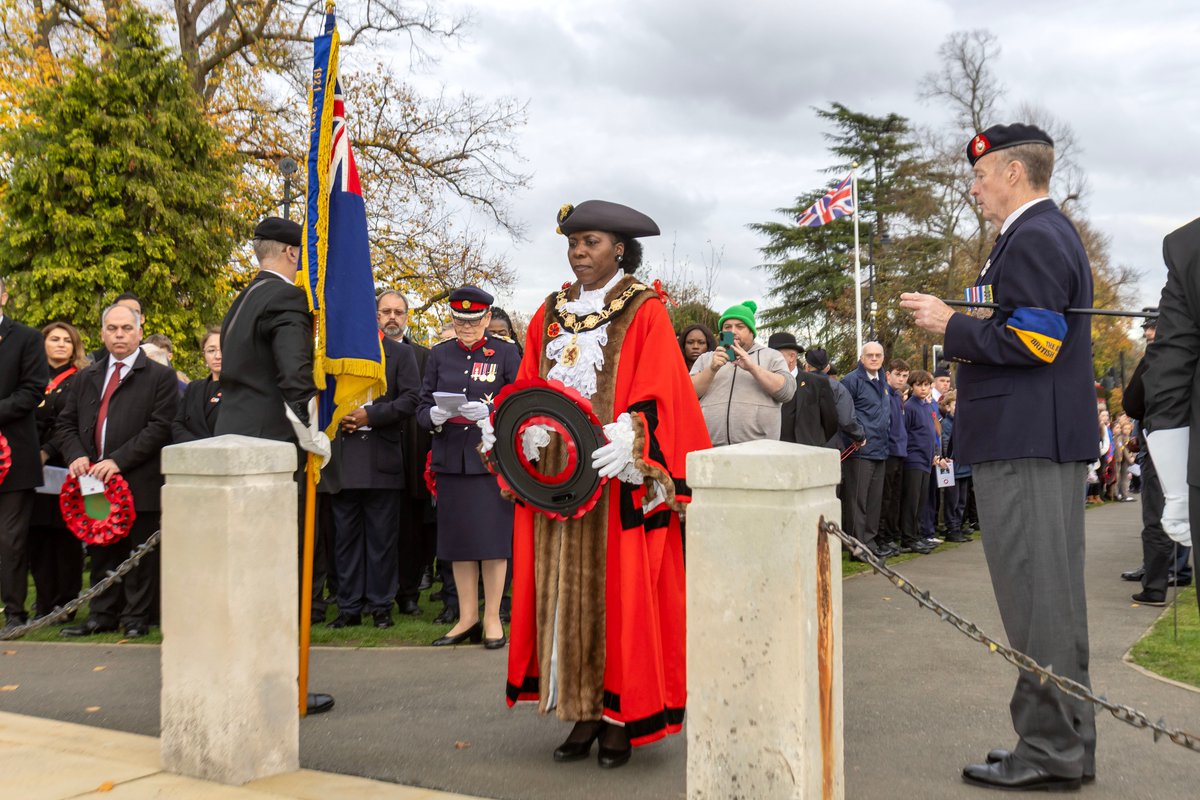 EnfieldCouncil's tweet image. A parade and wreath laying took place at Enfield Town War Memorial today to mark Remembrance Sunday. 

We remembered those who paid the ultimate price and sacrificed their lives for our freedom.

 #RemembranceSunday #PoppyAppeal