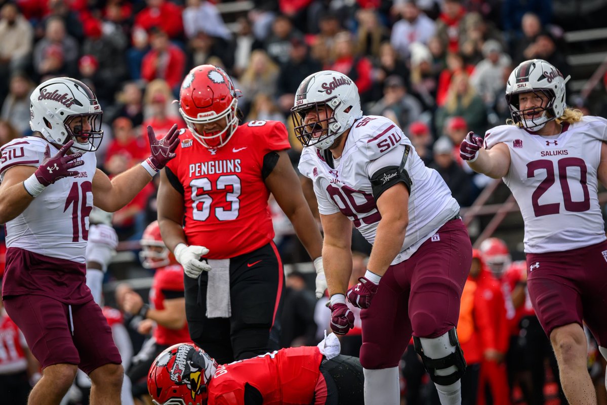 SIU_Football's tweet image. Photos from our trip to Youngstown 📸

#Salukis | #BuiltFor