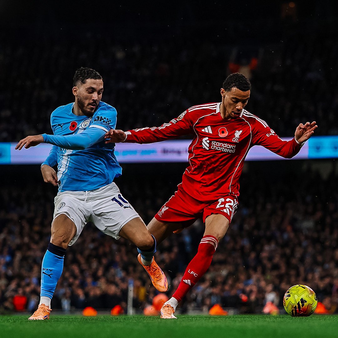 LFC's tweet photo. 46' - Back underway.

[2-0] #MCILIV