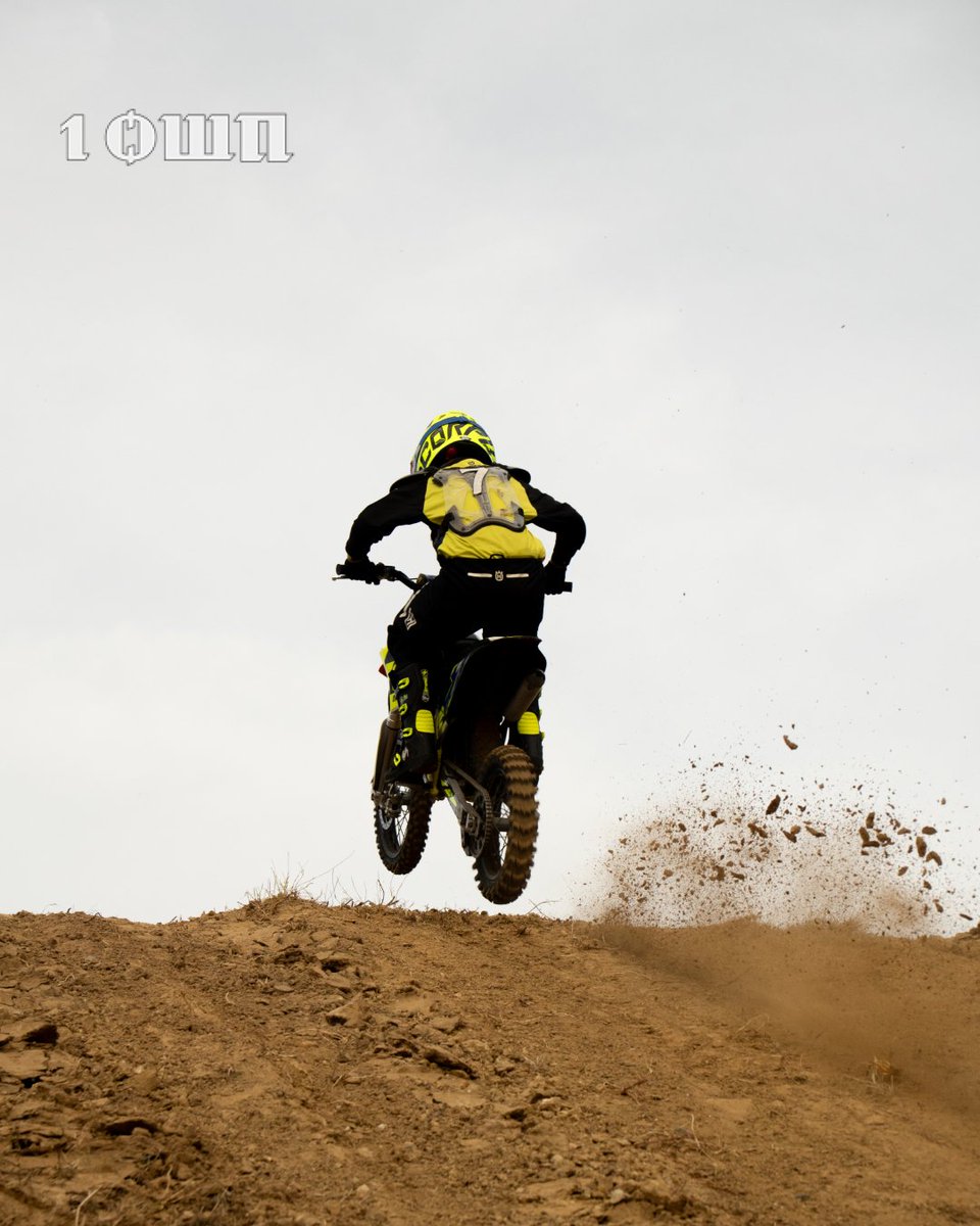 davinci_army's tweet image. Драйв, швидкість і єдність із Першим штурмовим.

У Львові відбувся благодійний мотокрос, що об’єднав спортсменів, військових, волонтерів і друзів 1 ОШП ім. Дмитра Коцюбайла.

Вдячні волонтерській команді Оксани Кончак, «Галицьким господиням», «Пацикам із Вороцева», «Янівським…