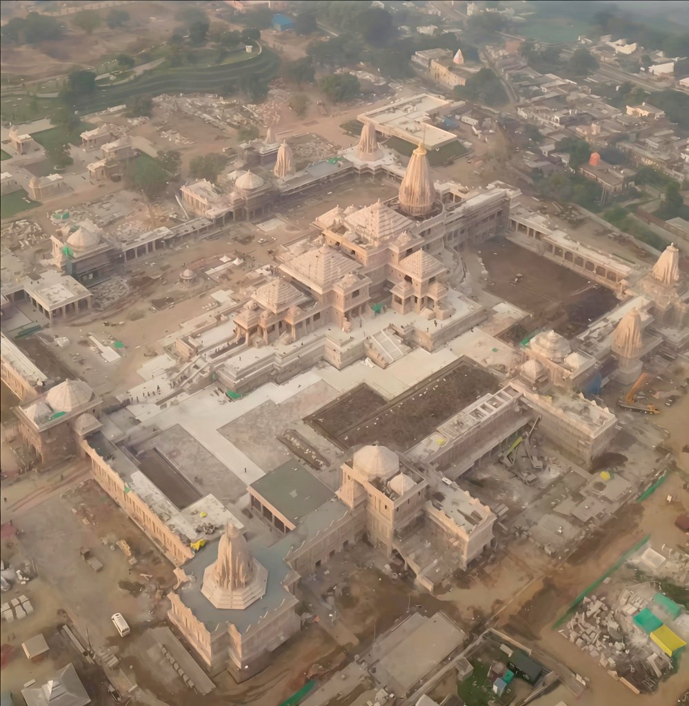 _yogesh01's tweet photo. Shri Ram Lalla Temple in Ayodhya has taken its complete form now 🙏 @ShriRamTeerth https://t.co/HH2sRkbgTW