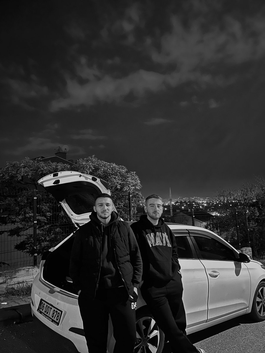 vefa bilmeyene..
neyse