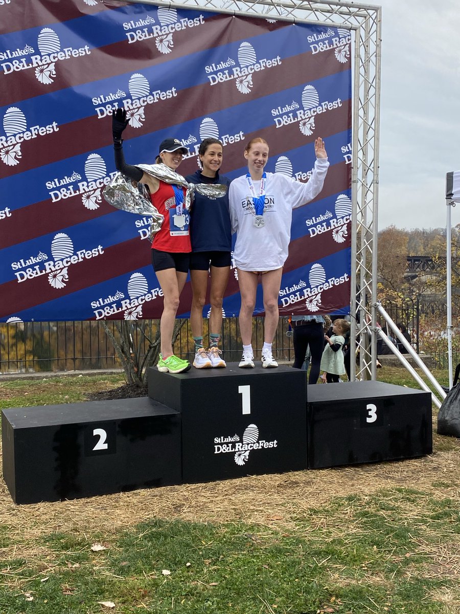 EAHS Cross Country tweet media