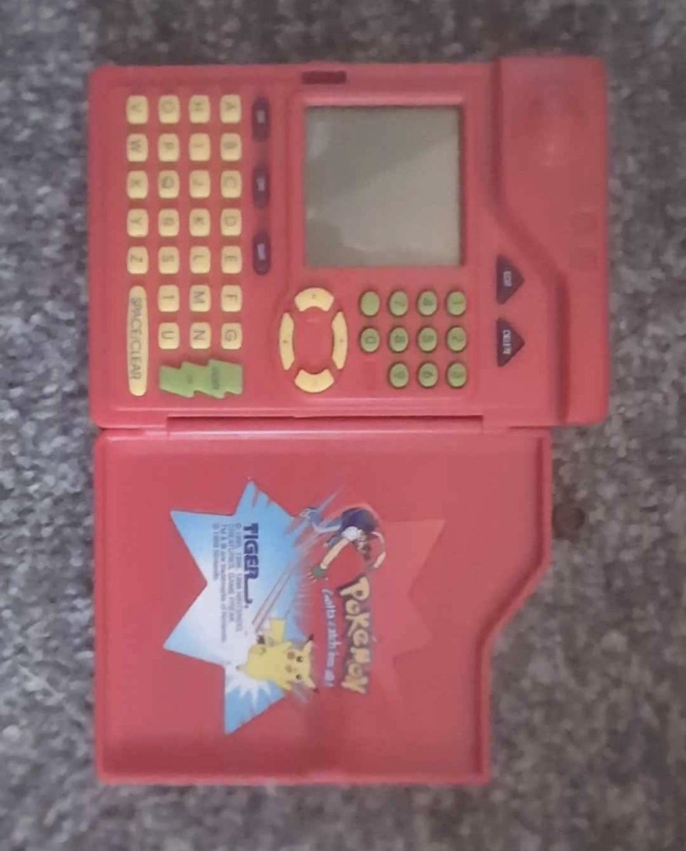 trevorcraigTC's tweet image. Anyone remember feeling bad ass for owning this beaut… 😆✨❤️#MemoryUnlocked #Pokemon #90s #retro #Throwback