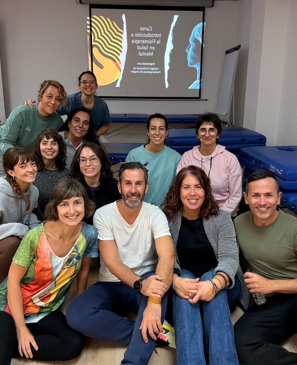AEFSM_info's tweet photo. 🧠✨ Este finde @FisiosAragon ha celebrado el Curso de Fisioterapia en Salud Mental y ha sido espectacular...

Gracias a los que seguís impulsando que la salud mental sea un pilar imprescindible dentro de nuestra profesión 💕
#MoveQuality #FisioenSaludMental #SaludMental https://t.co/eNp3KEdlQ2