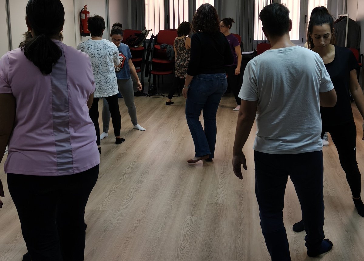 AEFSM_info's tweet photo. 🧠✨ Este finde @FisiosAragon ha celebrado el Curso de Fisioterapia en Salud Mental y ha sido espectacular...

Gracias a los que seguís impulsando que la salud mental sea un pilar imprescindible dentro de nuestra profesión 💕
#MoveQuality #FisioenSaludMental #SaludMental https://t.co/eNp3KEdlQ2