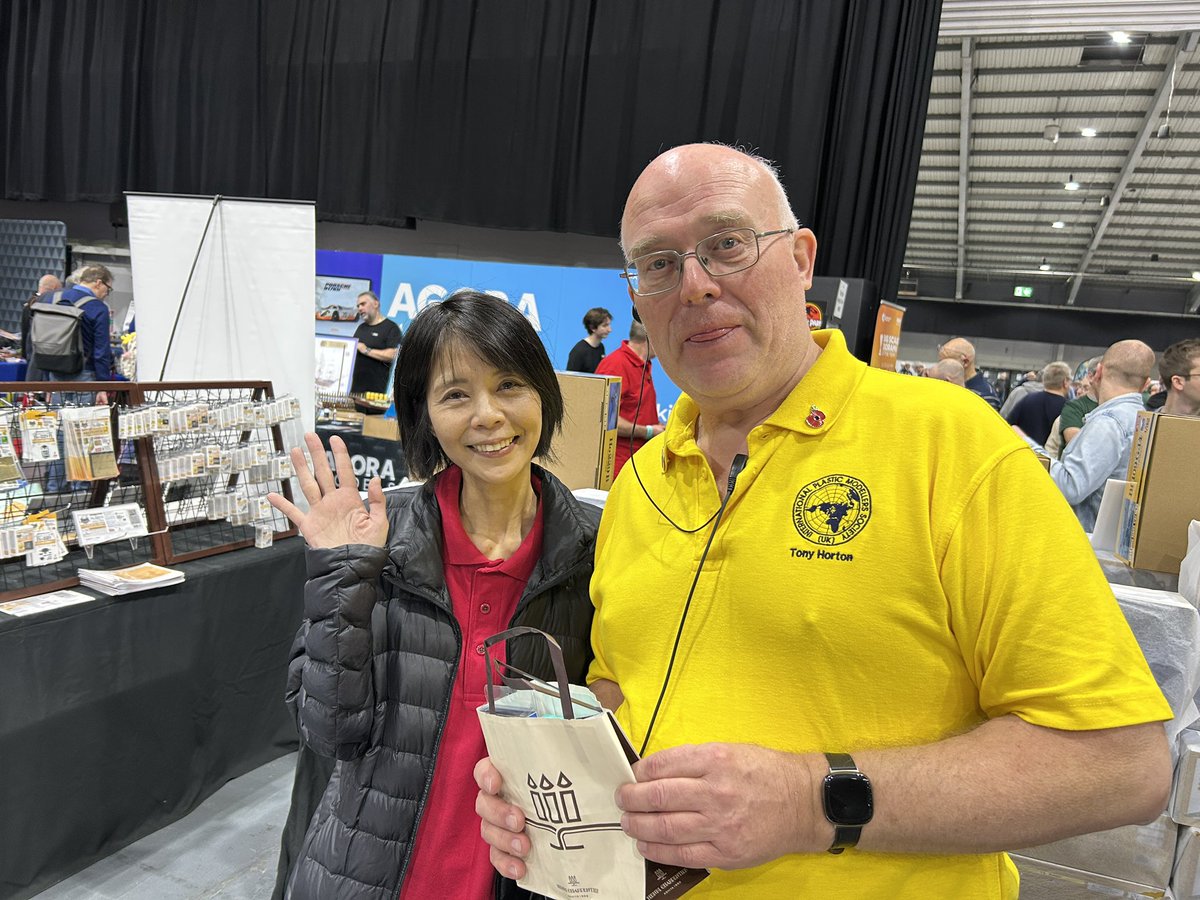 volks_hobbydept's tweet photo. 【イベント出展情報】
日本では、ホビーラウンド33いかがだったでしょうか?
ボークス/造形村 SWSチームはイギリス🇬🇧テルフォードにてIPMSに出展中!
ヨーロッパ中のスケールファンにSWSをお届けしています!
2
#ボークス #造形村 #SWS #IPMS https://t.co/ic7yrgIbwq