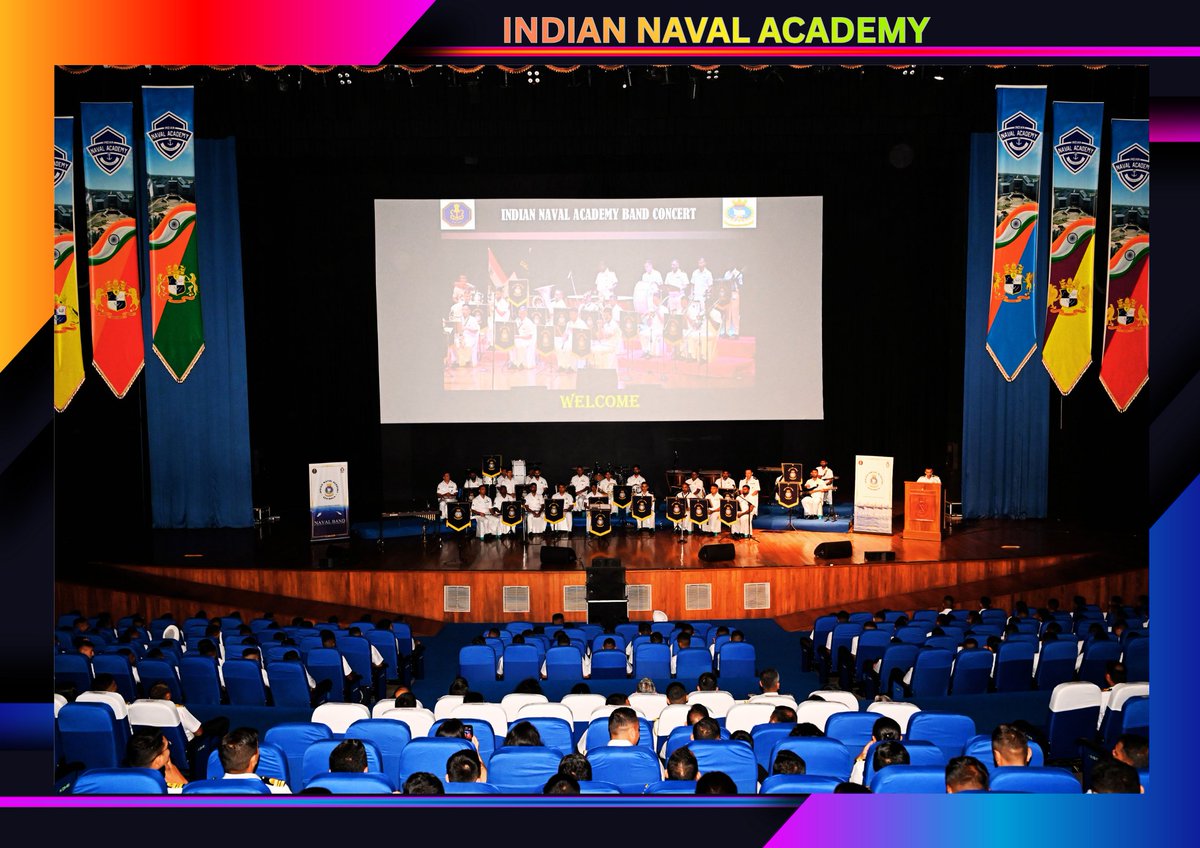 IN_NavalAcademy's tweet image. 🎶 A Night of Rhythm, Patriotism &amp;amp; Pride at INA! ⚓✨

The Indian Naval Academy, Ezhimala, came alive with an extraordinary band performance that filled the evening with #energy, #excitement, and #Emotion. 💫

The INA Band presented a marvellous repertoire — an inspiring medley
