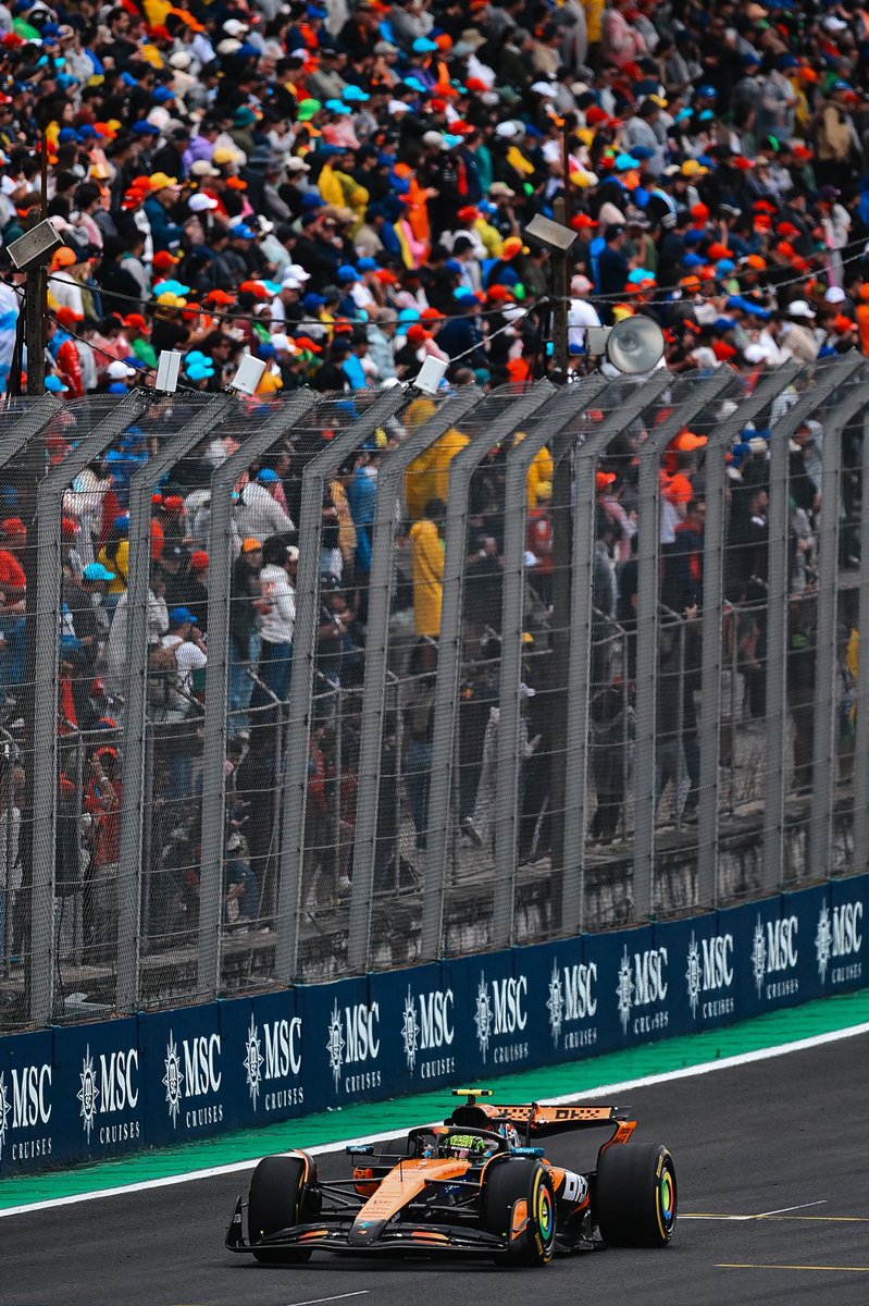 Looking good out there 💪

#McLaren | #BrazilGP 🇧🇷