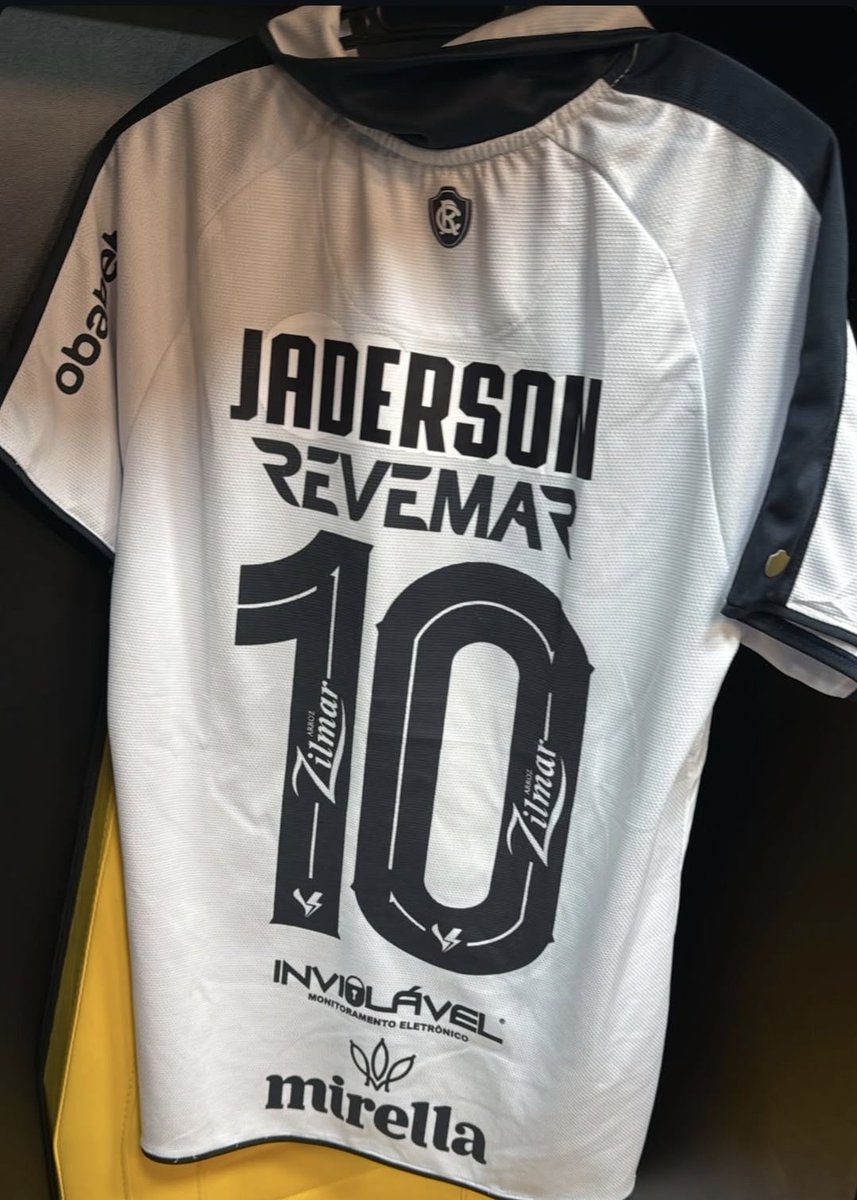 ATT_Yu's tweet image. Só digo que Uniforme Branco e "gol invisível" têm aura de acesso. Será que esse foi o nosso "Jogo da Neblina"?

VAI LEÃÃÃÃO ! ! ! 🦁