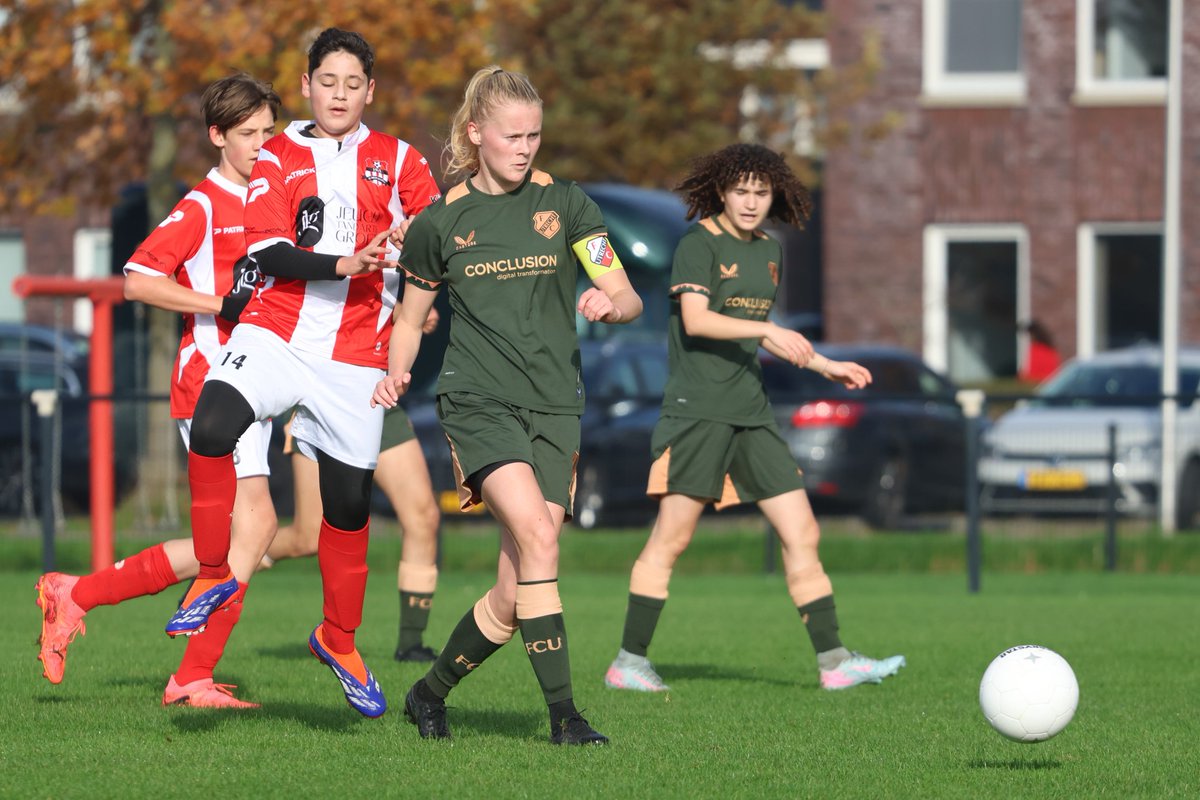 SV Nieuw Utrecht-FC Utrecht MO17.