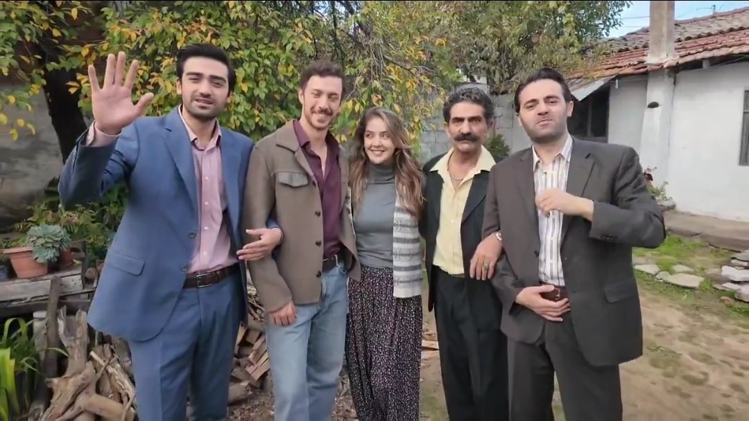 G5VKlt9WoAA9fPf?format=jpg&name=medium