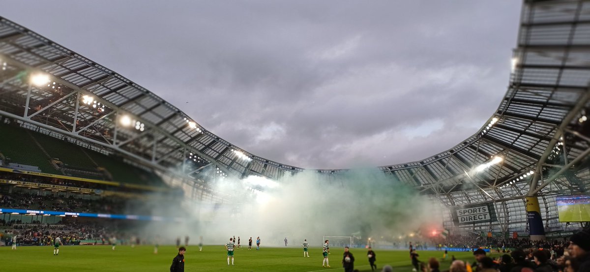 MartinM79510567's tweet image. FAI CUP WINNERS #HOOPS #FAI CUP #Shamrock Rovers