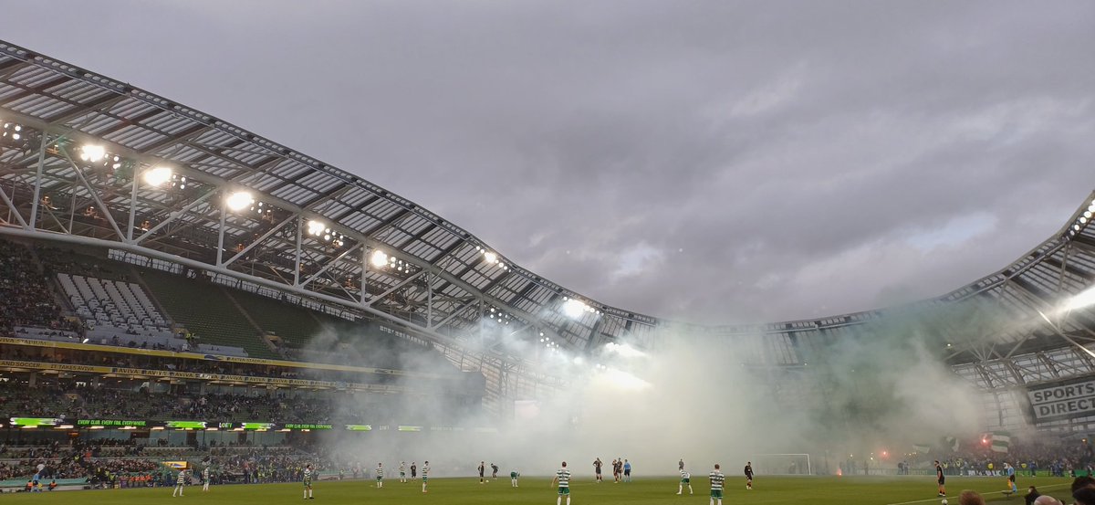 MartinM79510567's tweet image. FAI CUP WINNERS #HOOPS #FAI CUP #Shamrock Rovers