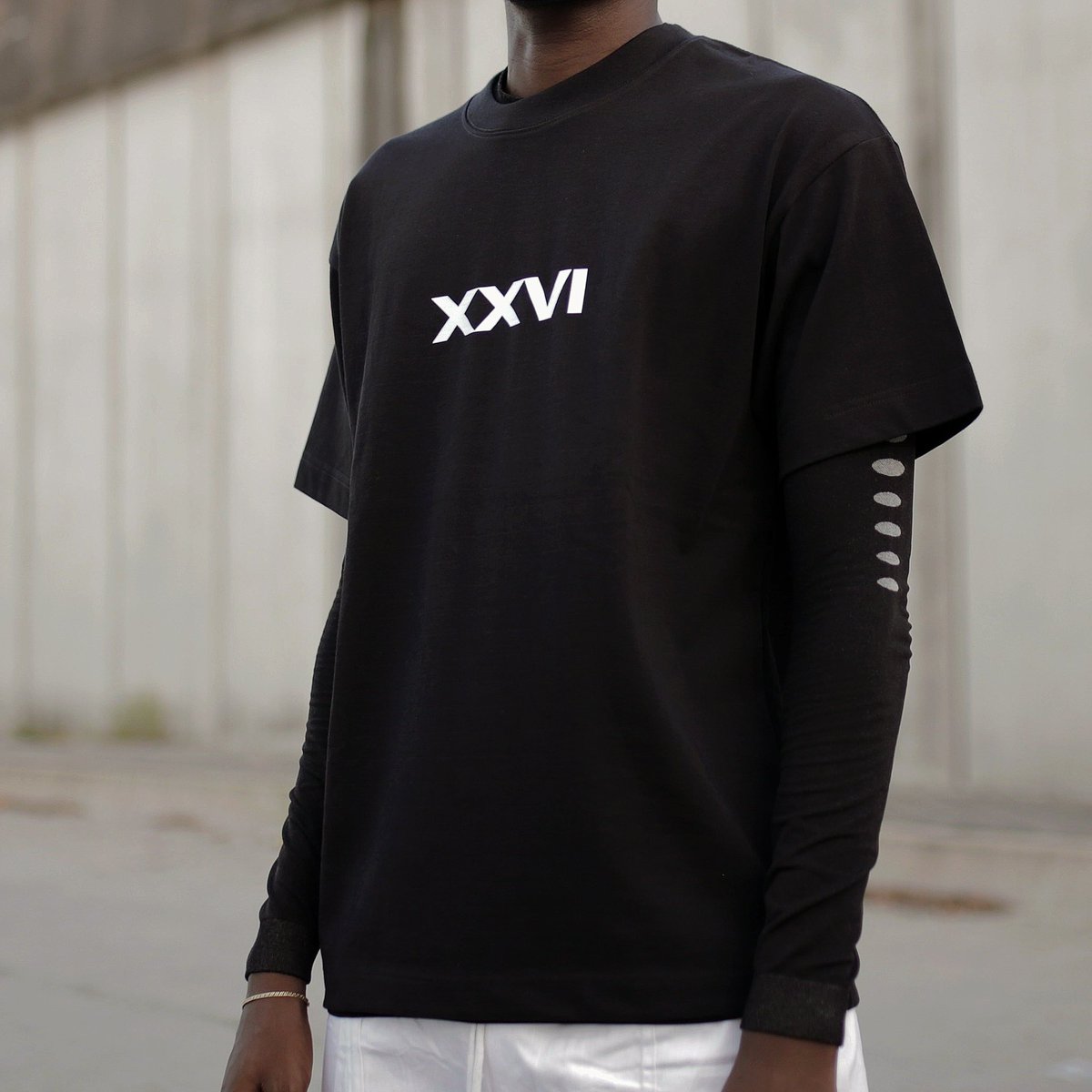 xxvi_ng's tweet photo. XXVI ‘Resilience Tee’ ⚫️⚪️

Live &amp; available for purchase.  

🔗: https://t.co/3gy5UVJZ6c https://t.co/JmByx0ngHR