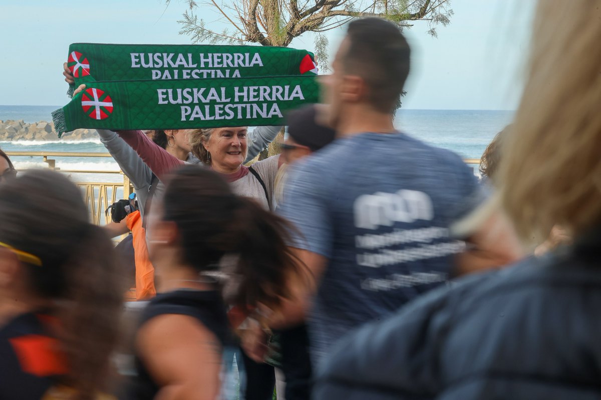 ehbildudonostia's tweet photo. Ederra izan da 60. aldi hau!
Ederra #BehobiaSS, lasterketa eta giroa.
Guztiaren gainetik, festa handi bat.
Zorionak irabazleei, lasterkari guztiei eta, nola ez, antolatzaileei!
@BSS_Fortuna https://t.co/x64A7xz36m