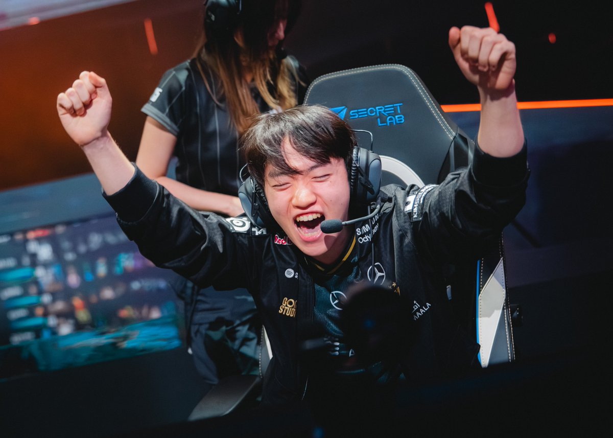 LoL Esports tweet media