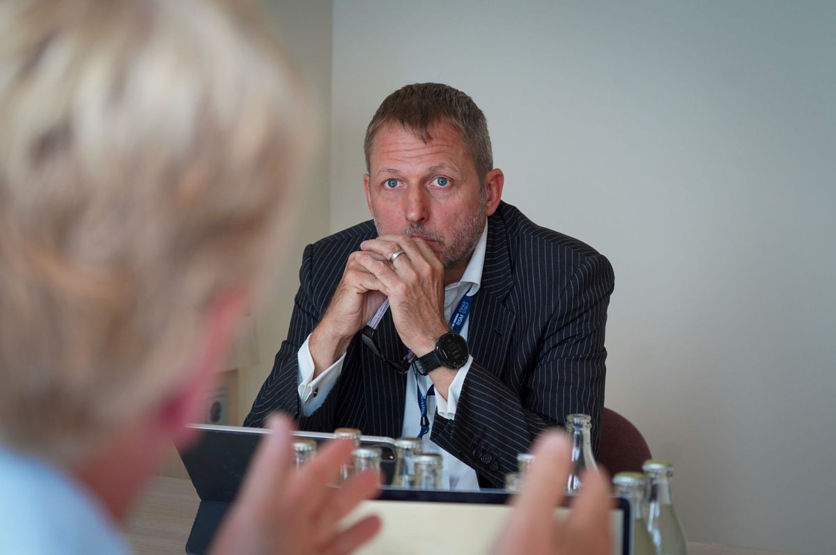 Christoph Fröhlich, Chefredakteur von „Das Investment“ mich in Hamburg einen Tag in Gespräche mit Firmenlenkern begleitet: Seine umfassende Reportage könnt Ihr hier lesen: dasinvestment.com/roger-peeters-…