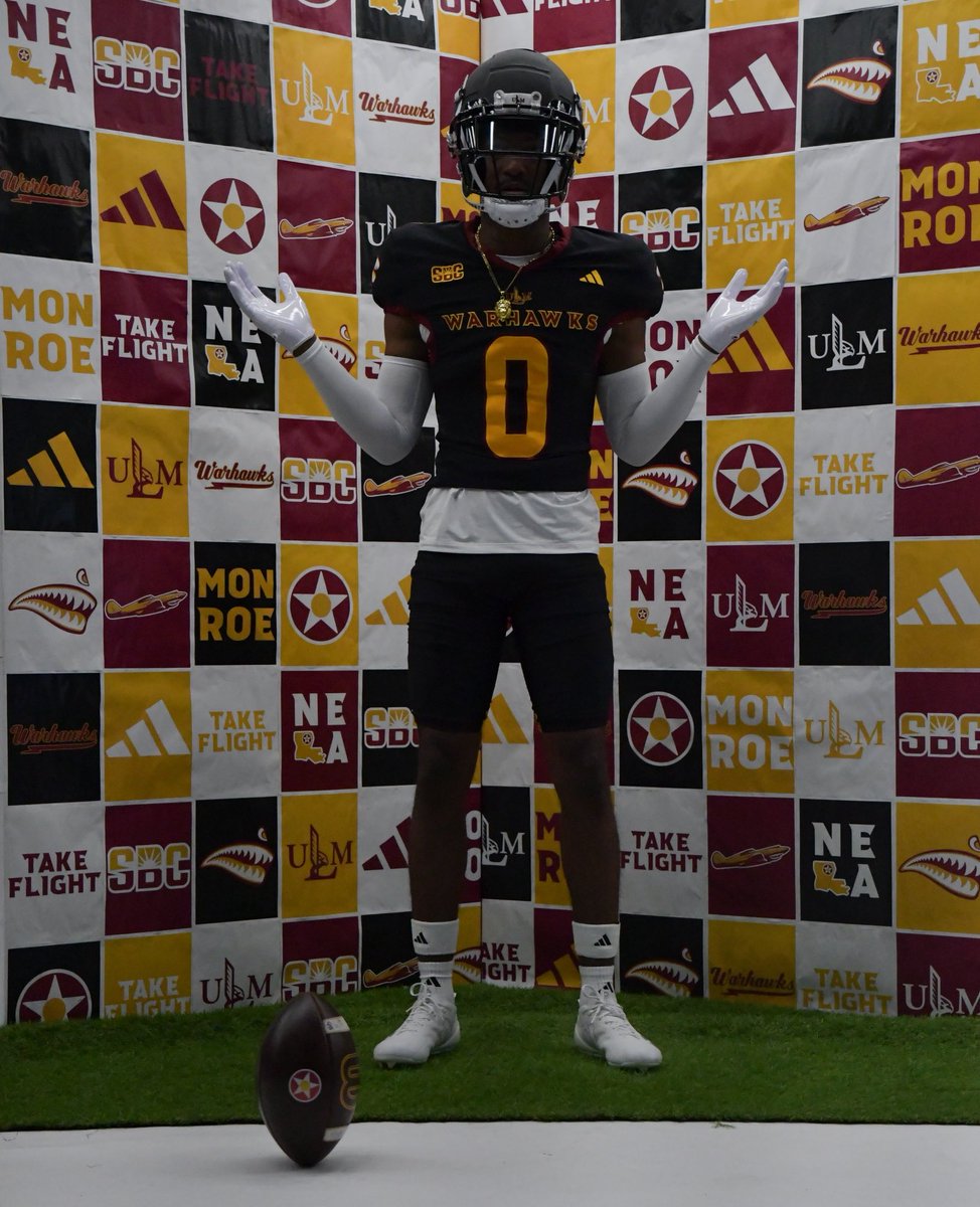 Had a great visit and good time with the coach’s I Appreciate it Coaches ❤️<a href="/luker_coach/">Coach Tanner Luker</a>  <a href="/bryantvincent44/">Coach Bryant Vincent</a> <a href="/ULM_FB/">ULM Football</a> <a href="/coachHAWK19/">Davin Hawkins</a> <a href="/CoachDrewDallas/">Drew Dallas</a>