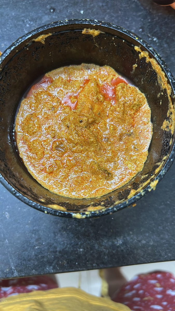 ansumansahoo65's tweet photo. @Swiggy @SwiggyCares This isn't mughlai chicken. I paid for mughlai chicken but got something else. Please refund this. Customer care isn't helping either. https://t.co/JreoMVJWEk