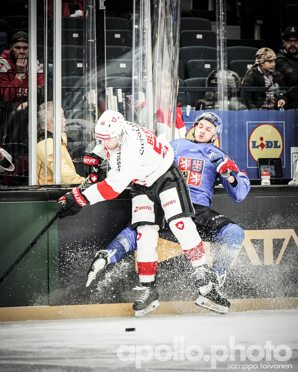 Apollo Photo tweet media