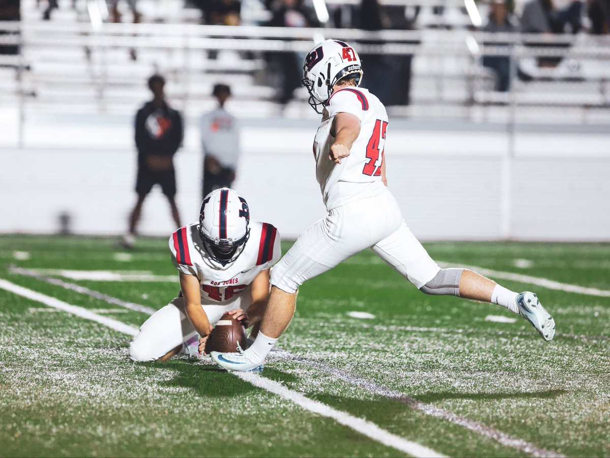 LMStewart16's tweet photo. Happy birthday @JStewart_26! Keep reaching for your dreams… you’ll get there! ♥️ https://t.co/yX0EcBK4rj