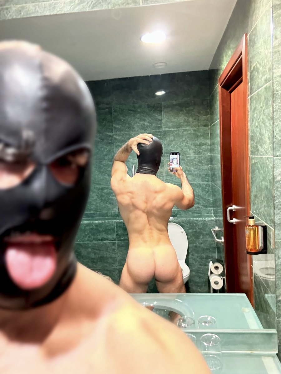 Butt_man95 tweet media