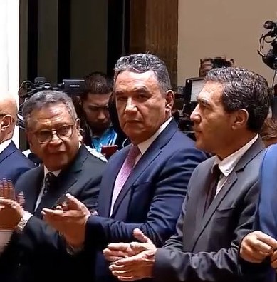 Ministerio de Defensa tweet media