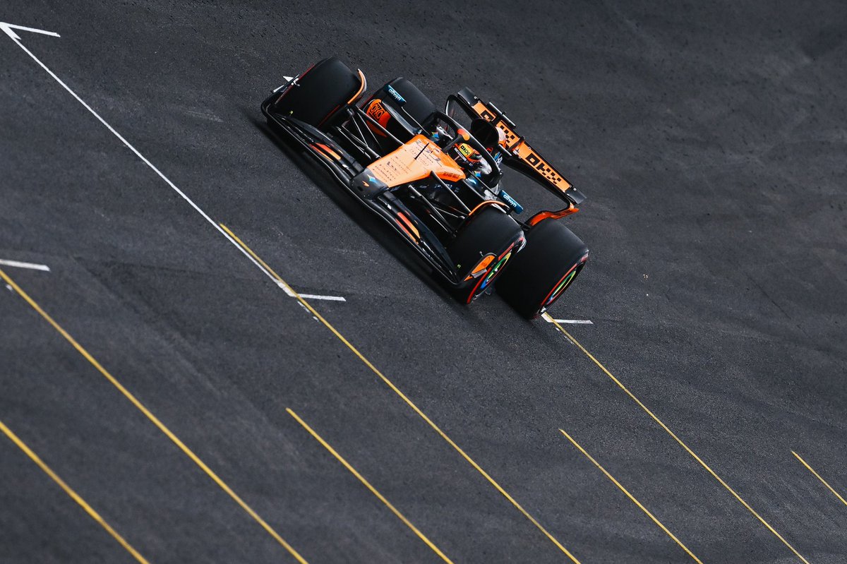 Making moves 📈

#McLaren | #BrazilGP 🇧🇷