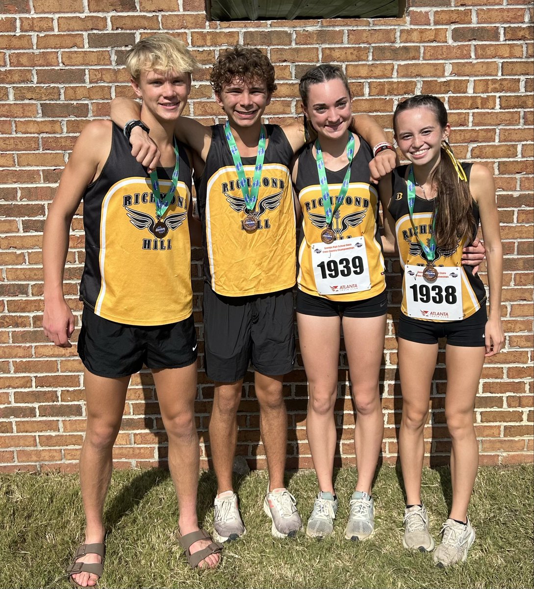 RHHS XC/Track&Field tweet media