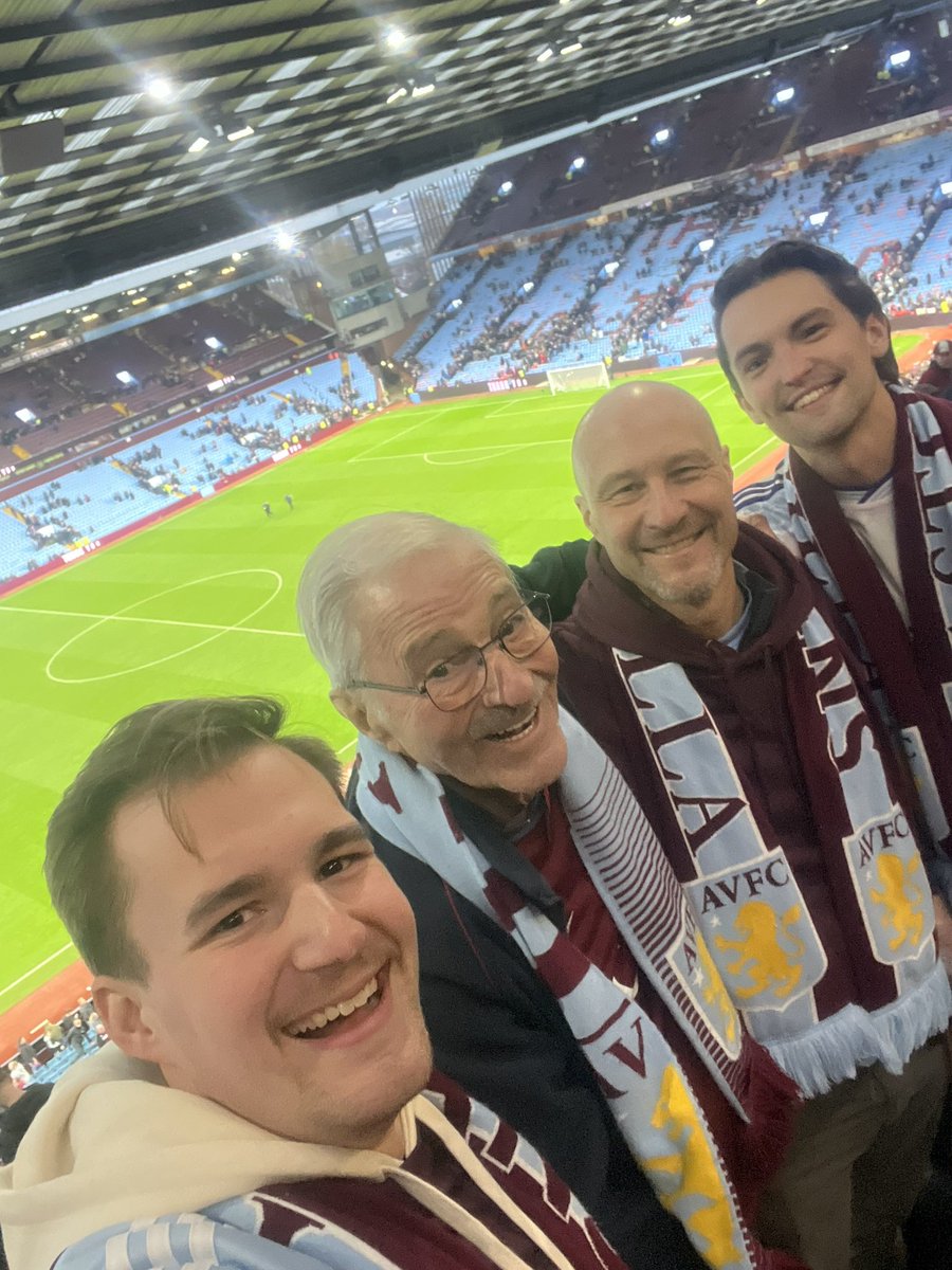 askmann323's tweet image. What a win! So incredibly happy I could come to Villa Park from the US to see the lads get a W! UTV! #AVFC