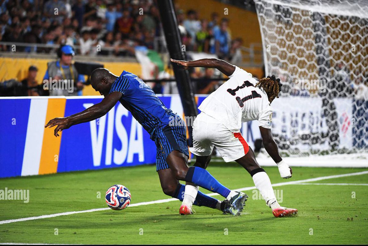 على طاري دوكو ثروباك يوم حشره كوليبالي والحين مسجل الثالث