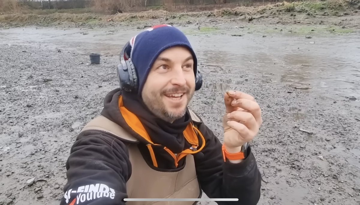 Simon Bourne tweet media