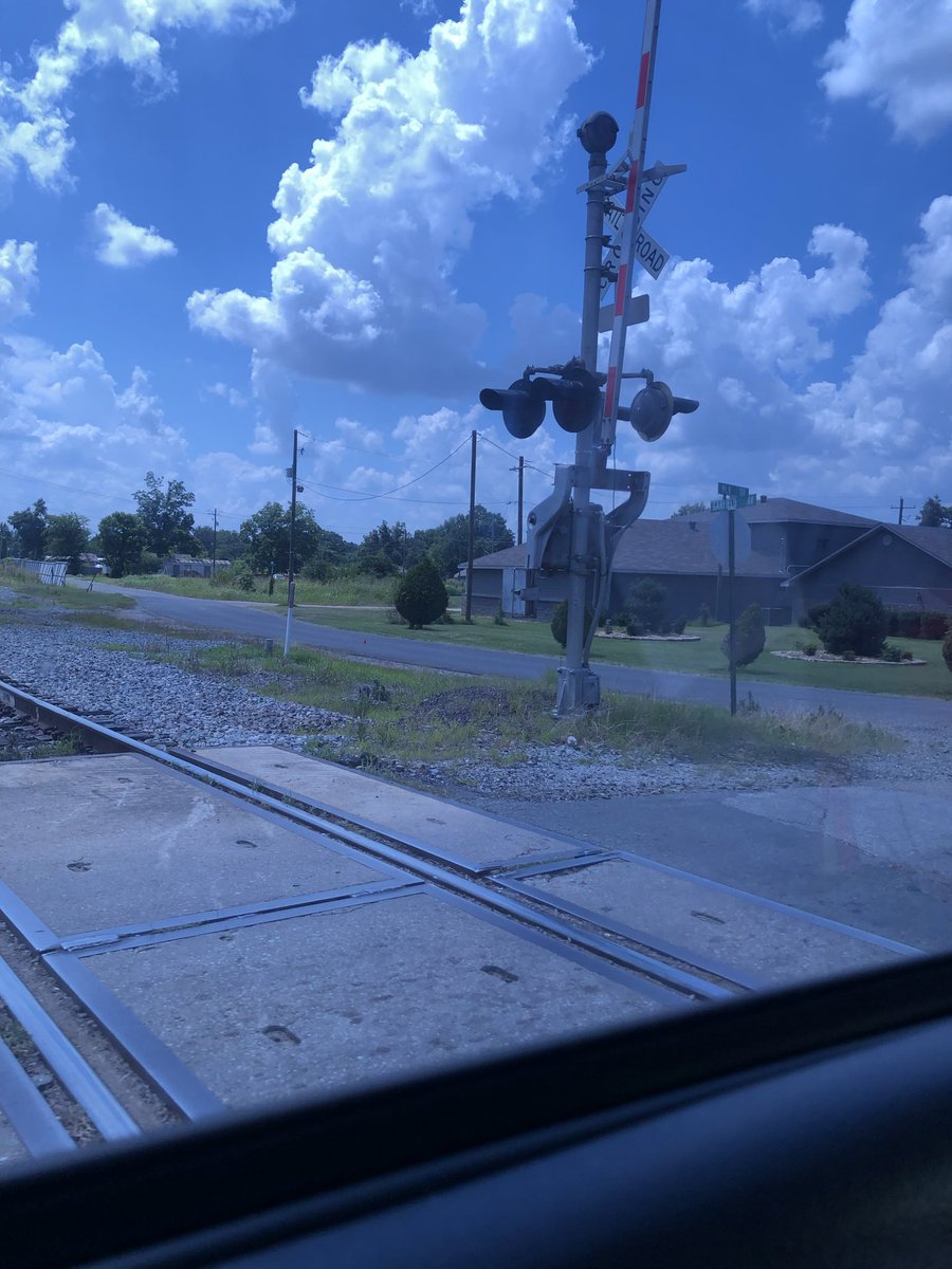 Trainstream27's tweet image. Tryna look for some trains in Wynne Arkansas.