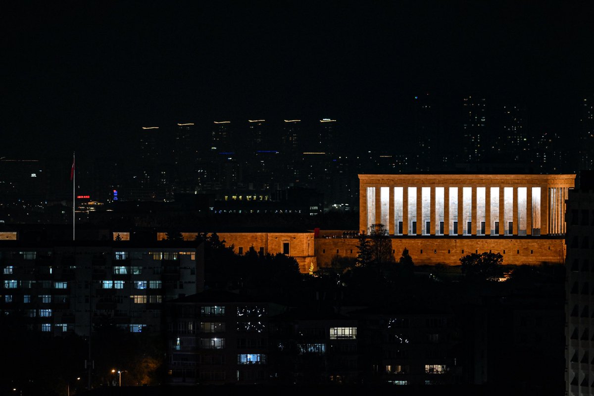 Payidar…

#10kasım